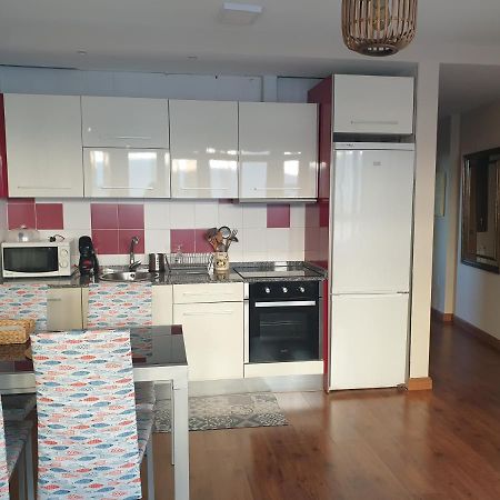 Apartamento Cine Colon 2 Ribadeo Eksteriør billede