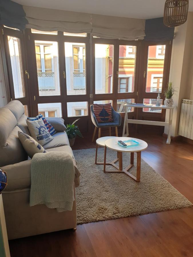 Apartamento Cine Colon 2 Ribadeo Eksteriør billede