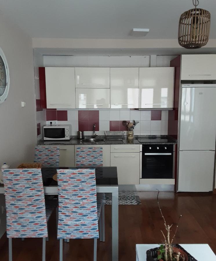 Apartamento Cine Colon 2 Ribadeo Eksteriør billede